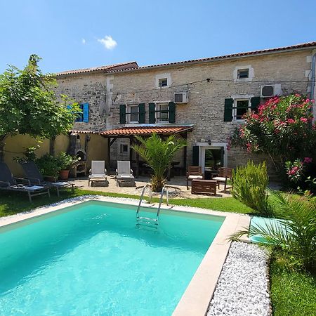 فيلا Casa Stifanici Baderna المظهر الخارجي الصورة