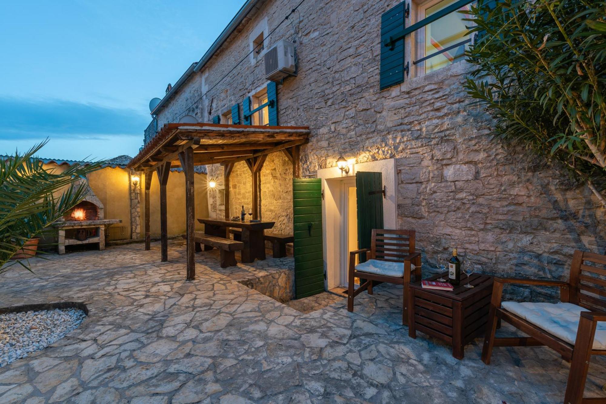 فيلا Casa Stifanici Baderna المظهر الخارجي الصورة